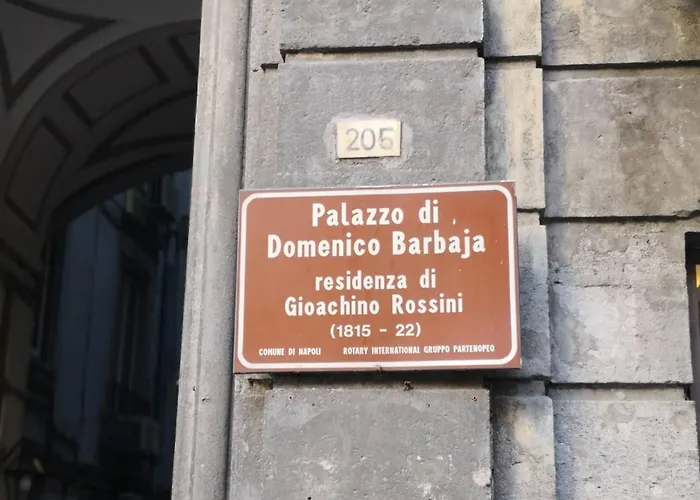 Barbaja Suites In Street Toledo 205 Napoli